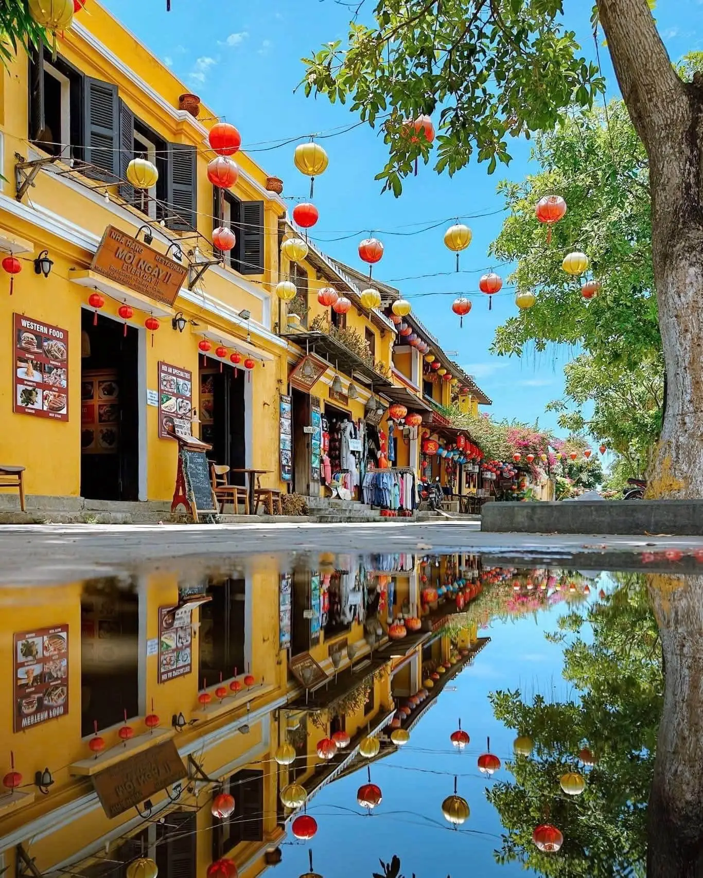 Thu Bon River in Hoi An with traditional boats
