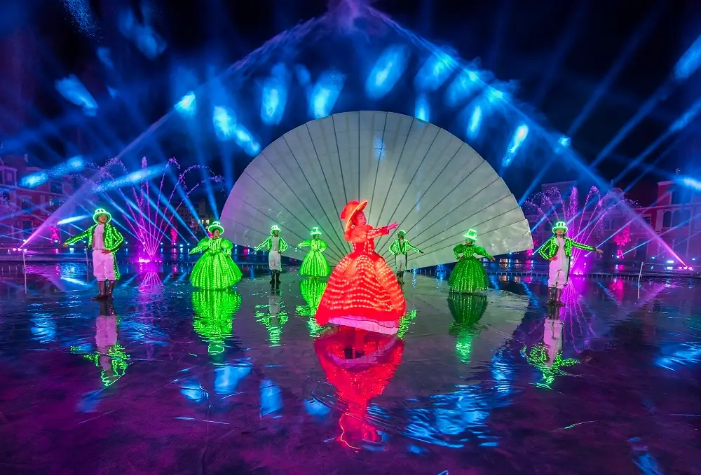 Sac Mau Venice night light show at Grand World Phu Quoc