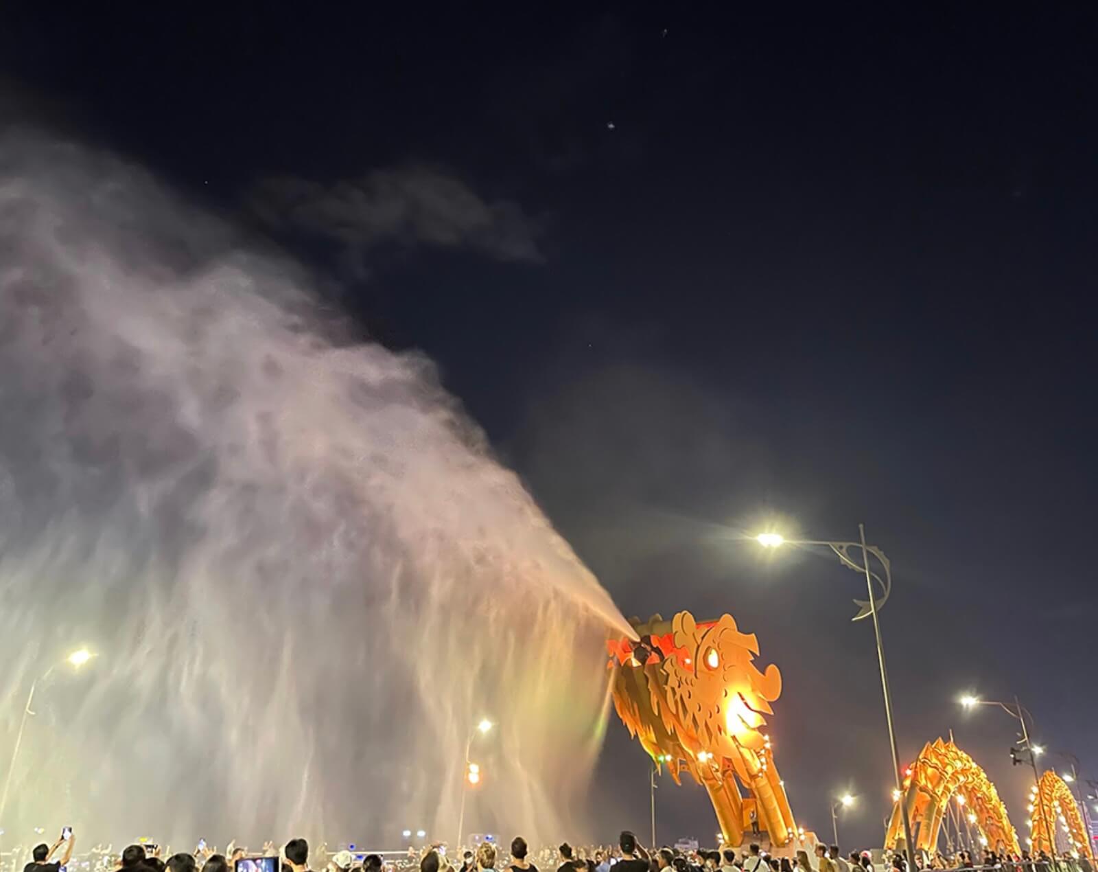 Da Nang - Dragon Bridge