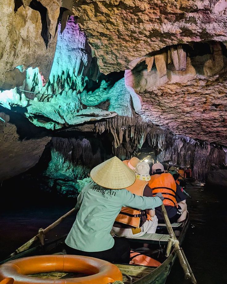 Ninh Binh - Trang An Boat Ride