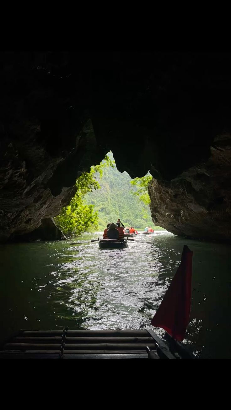 Ninh Binh - Trang An Caves