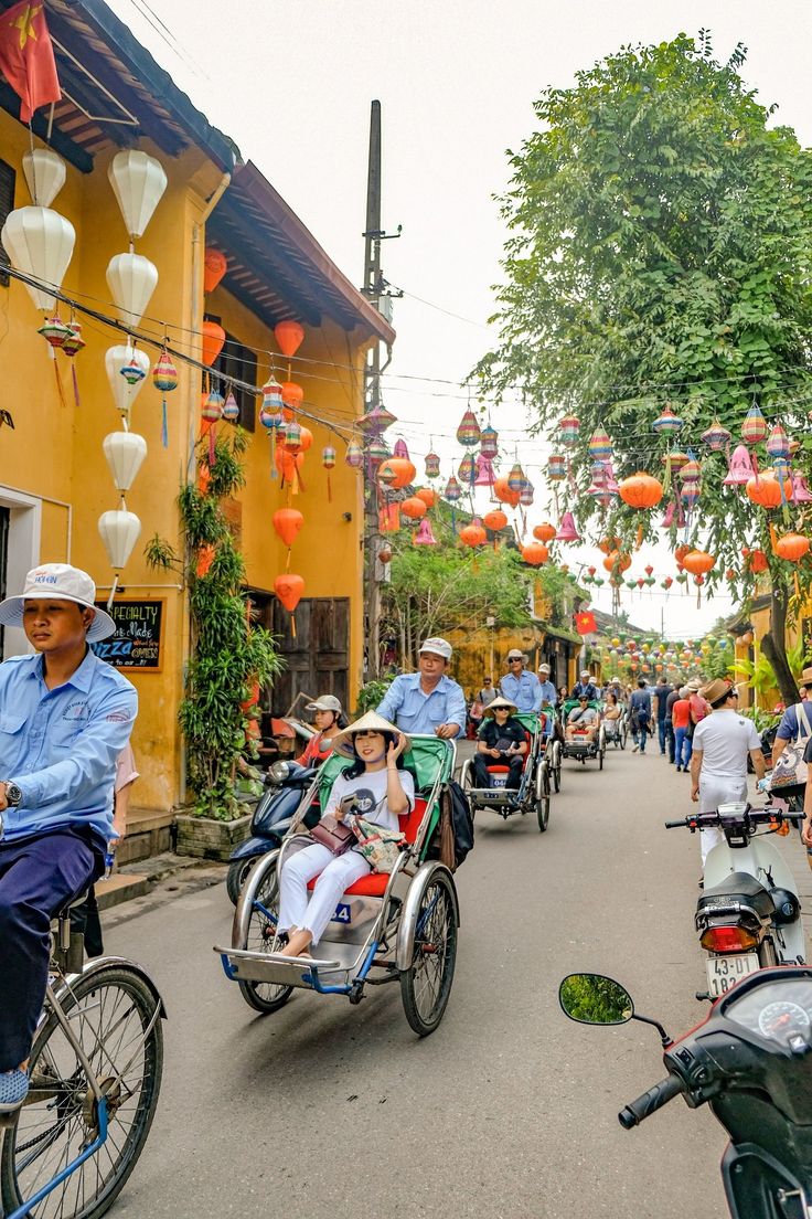 Hoi An - Ancient Town Explore Beauty